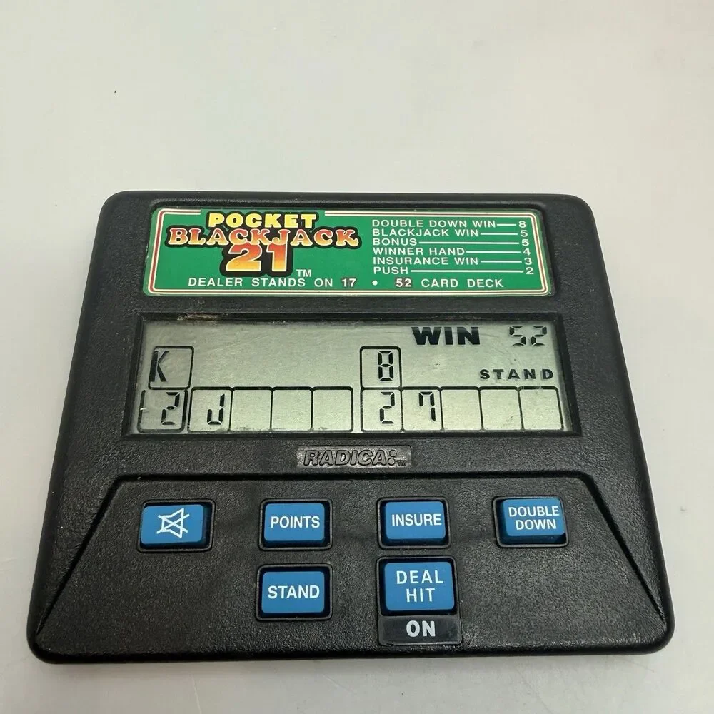Vintage RADICA Blackjack 21 Pocket Handheld Electronic Game 1350 EUC